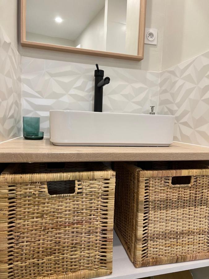 L'Escapade Nimoise Apartment Ним Екстериор снимка